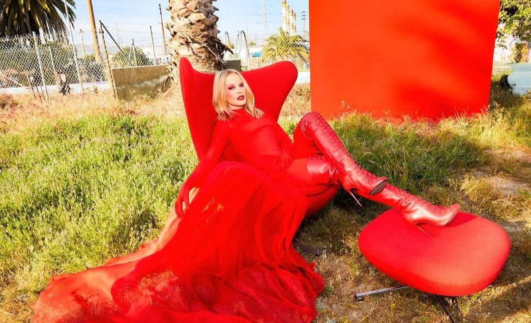 Kylie Minogue nos trae un nuevo sencillo y video: "Padam Padam"