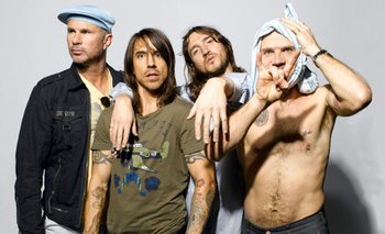 Red Hot Chili Peppers ya está en Argentina para dar dos shows "Sold Out"
